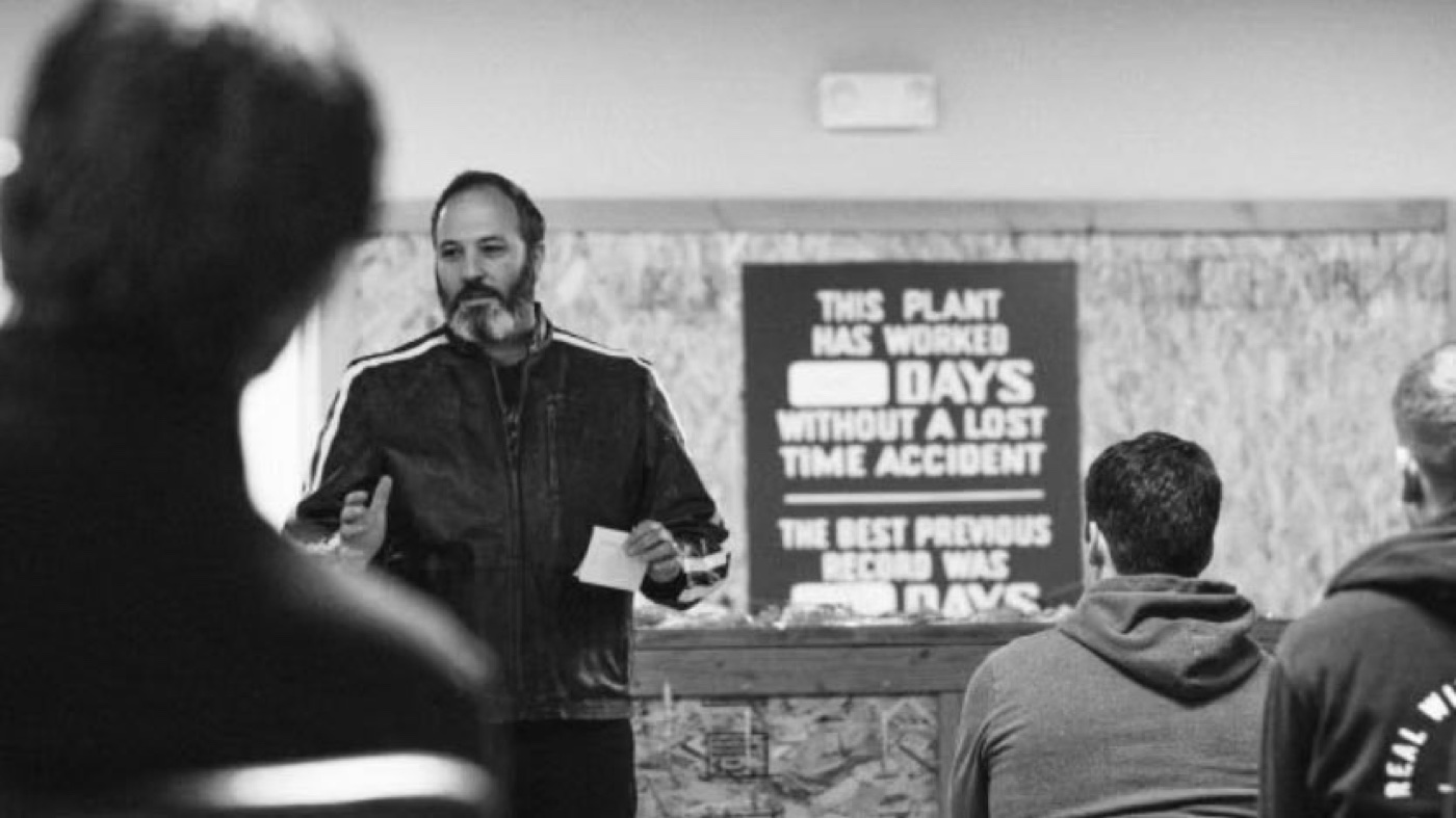 Dan Zimbardi speaking to a group of leaders